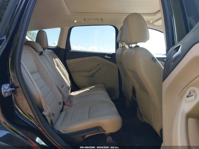 2017 FORD ESCAPE TITANIUM 8