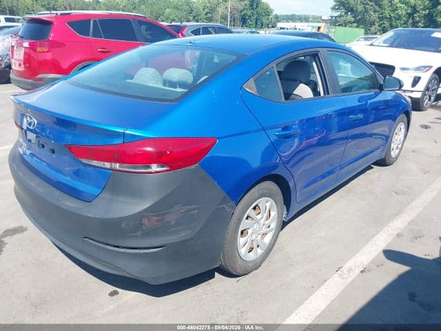 2017 HYUNDAI ELANTRA SE 4