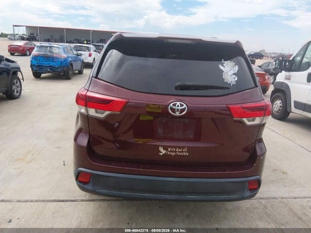 2018 TOYOTA HIGHLANDER LE 16