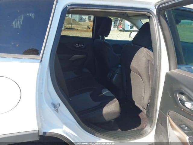 2018 JEEP CHEROKEE LATITUDE 4X4 8