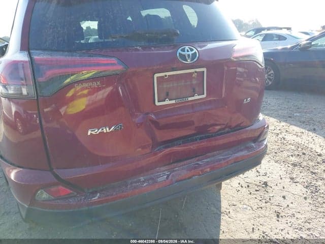 2018 TOYOTA RAV4 LE 6