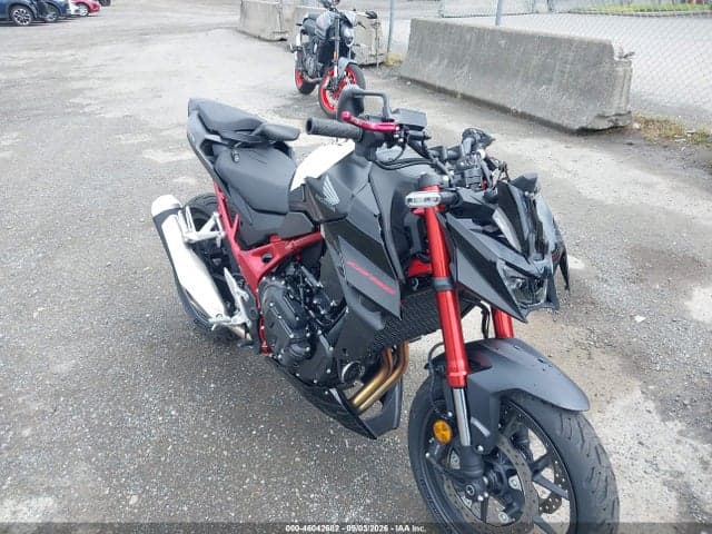 2026 HONDA CB750