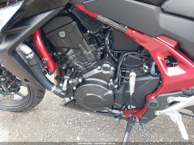 2026 HONDA CB750 9