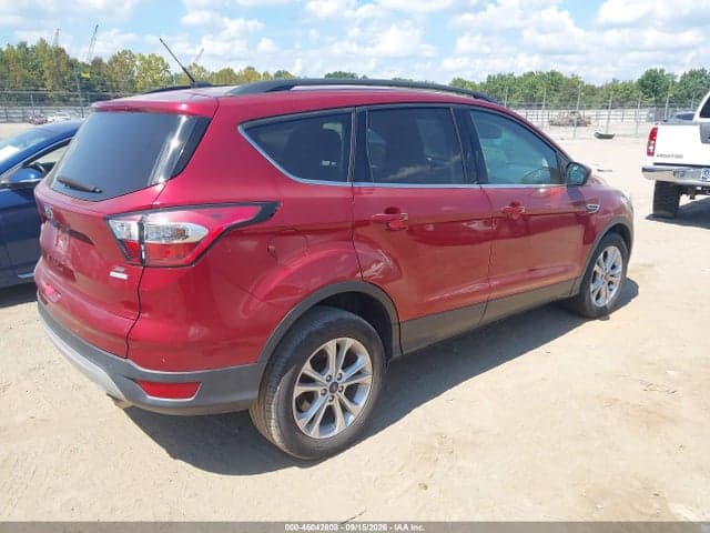 2017 FORD ESCAPE SE 4