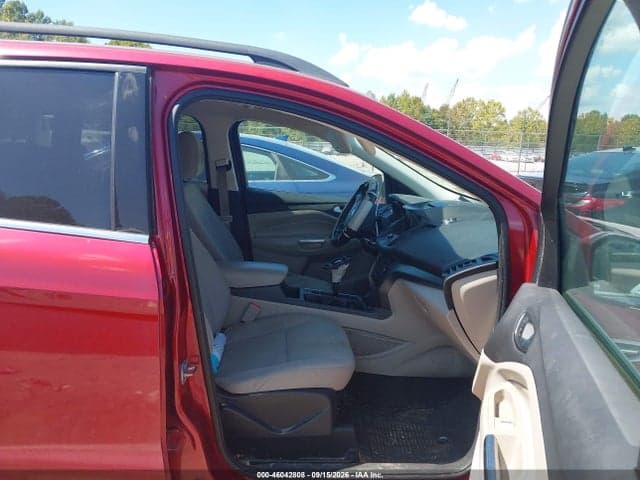 2017 FORD ESCAPE SE 5