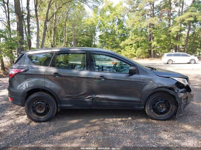 2017 FORD ESCAPE S 13