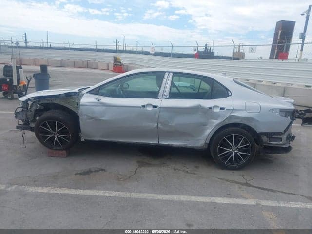 2022 TOYOTA CAMRY SE 15