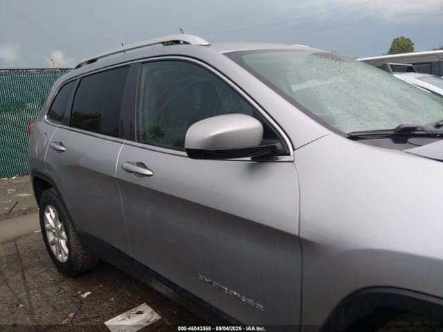 2017 JEEP CHEROKEE LATITUDE 4X4 13
