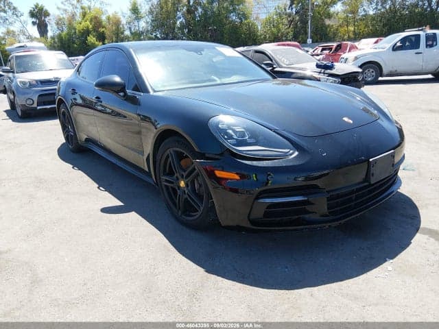 2018 PORSCHE PANAMERA 4 1