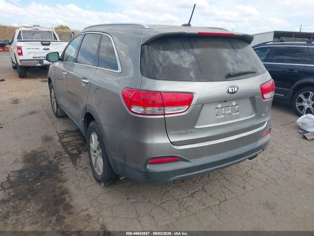 2017 KIA SORENTO 2.4L LX 3