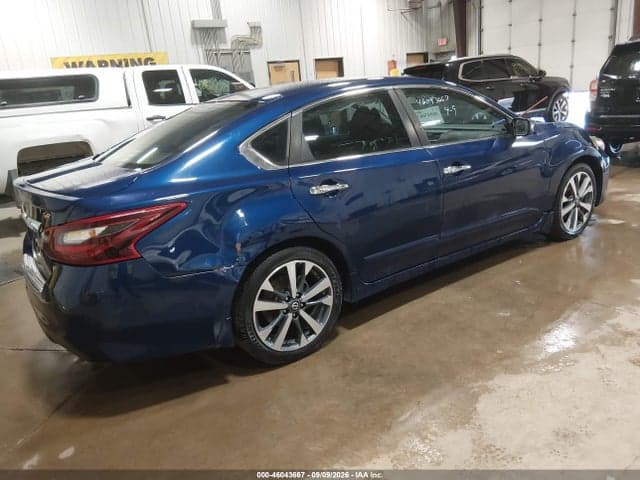 2017 NISSAN ALTIMA 2.5 SR 4
