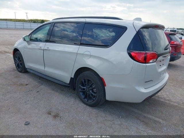 2020 CHRYSLER PACIFICA AWD LAUNCH EDITION 3
