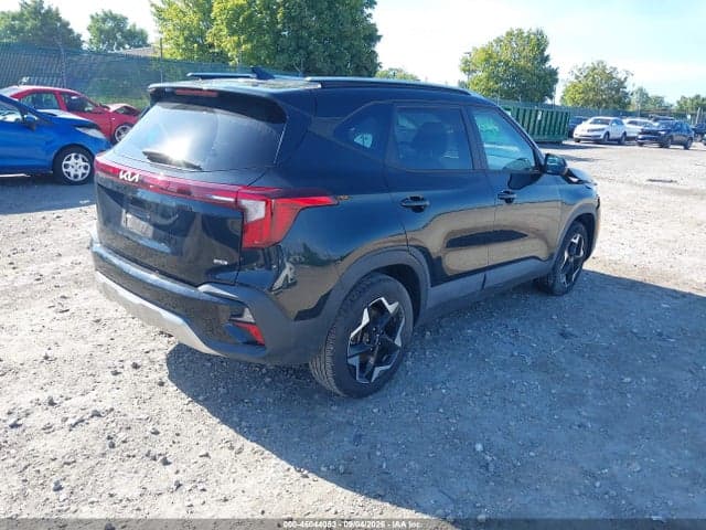 2025 KIA SELTOS S 4