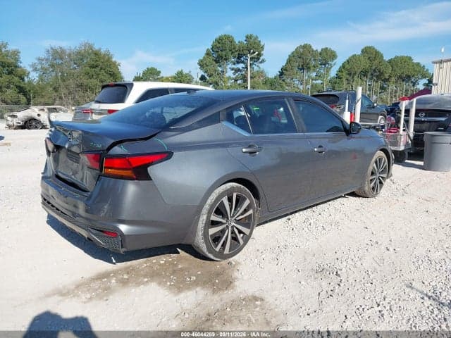 2019 NISSAN ALTIMA 2.5 SR 4
