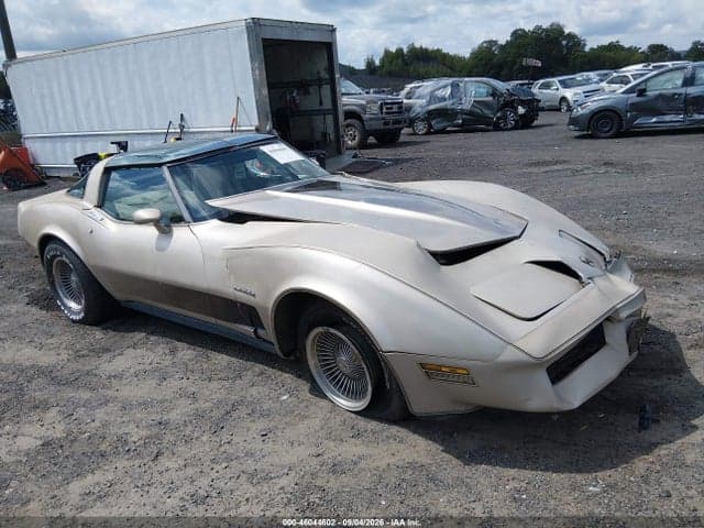1982 CHEVROLET CORVETTE 1