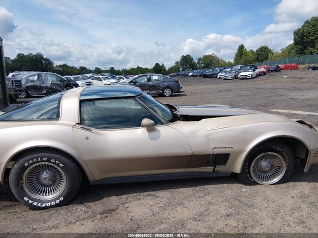 1982 CHEVROLET CORVETTE 12