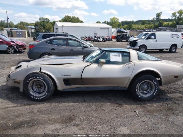 1982 CHEVROLET CORVETTE 13
