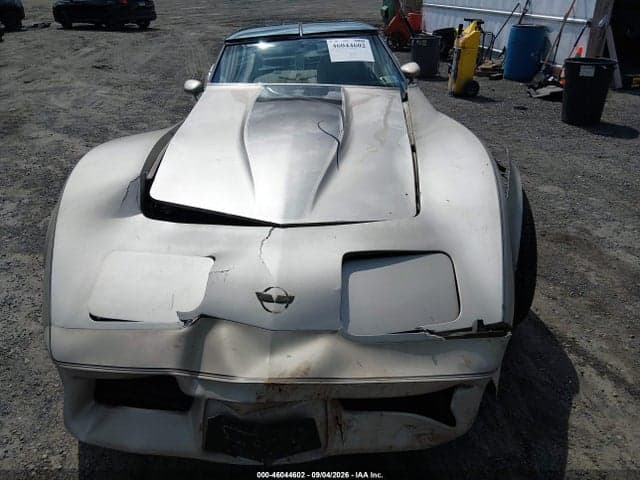 1982 CHEVROLET CORVETTE 6