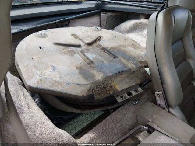 1982 CHEVROLET CORVETTE 8