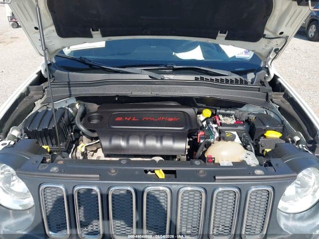 2017 JEEP RENEGADE LATITUDE 4X4 10