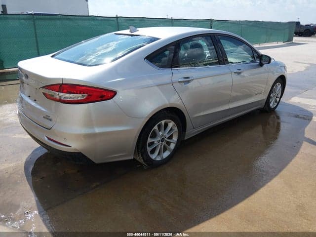 2019 FORD FUSION HYBRID SE 4