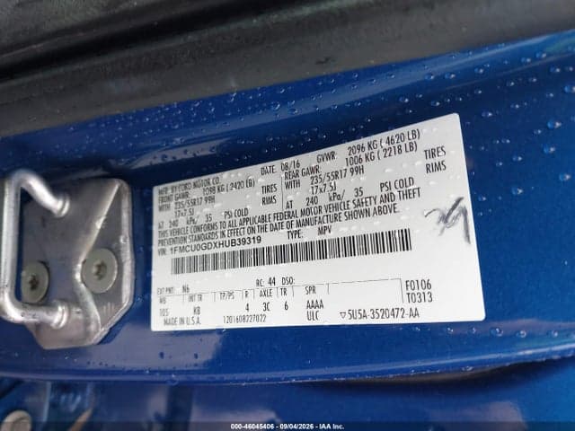 2017 FORD ESCAPE SE 1