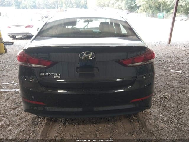 2018 HYUNDAI ELANTRA SE 17