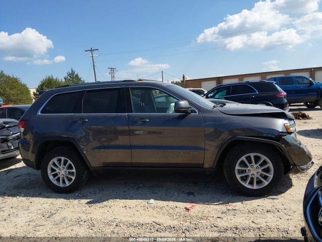 2021 JEEP GRAND CHEROKEE LAREDO E 4X4 12
