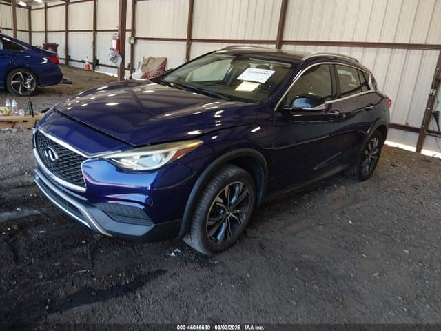 2017 INFINITI QX30 LUXURY 2