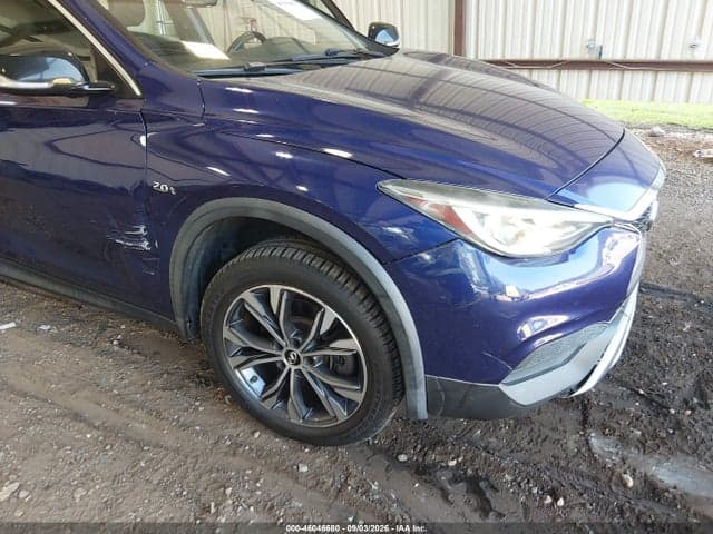 2017 INFINITI QX30 LUXURY 6