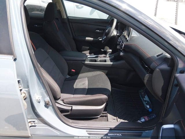 2025 NISSAN SENTRA SR 5