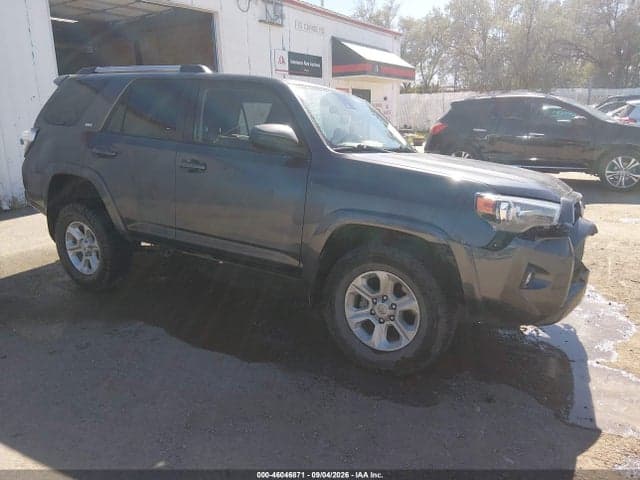 2021 TOYOTA 4RUNNER SR5