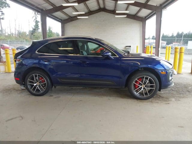 2024 PORSCHE MACAN S 13