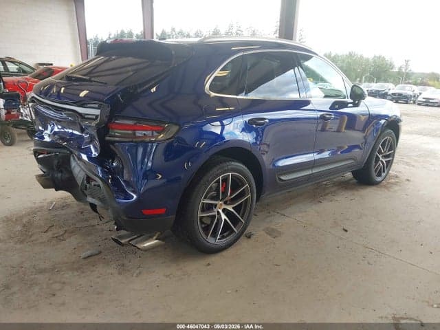 2024 PORSCHE MACAN S 4