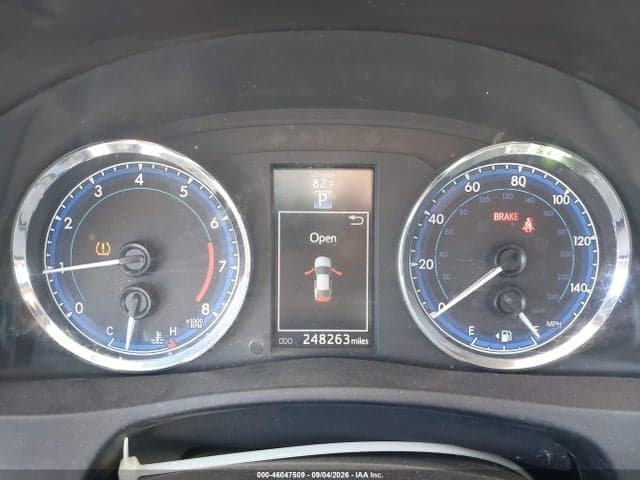 2017 TOYOTA COROLLA SE 7