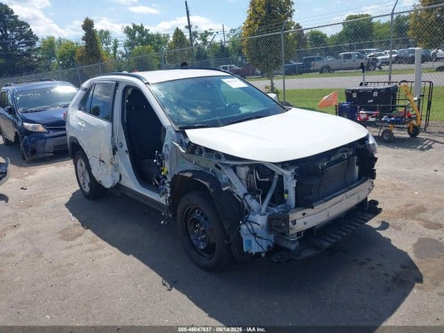 2021 TOYOTA RAV4 XLE 6