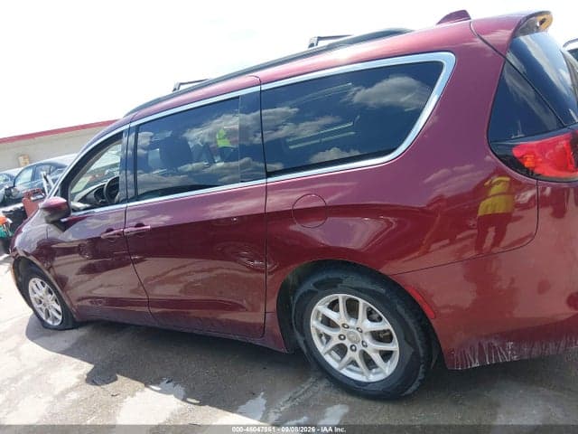 2020 CHRYSLER VOYAGER LXI 14