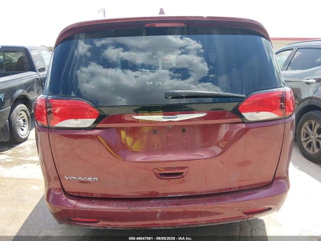 2020 CHRYSLER VOYAGER LXI 16