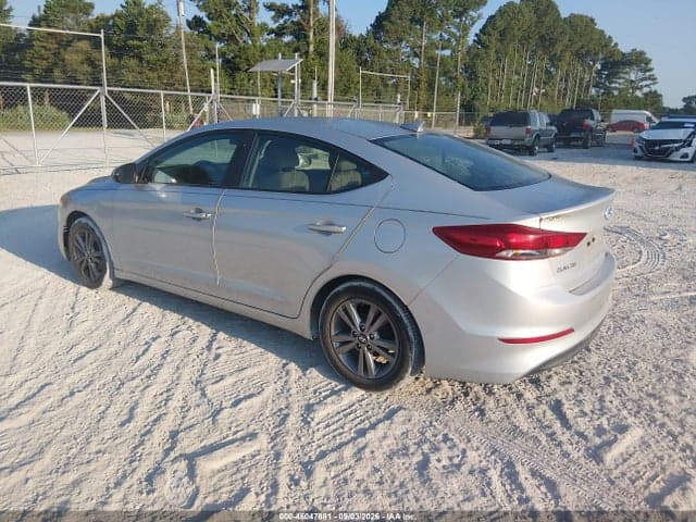 2017 HYUNDAI ELANTRA SE 3