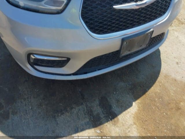 2023 CHRYSLER PACIFICA TOURING L 6