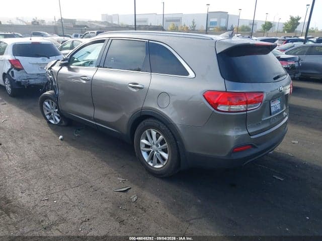 2017 KIA SORENTO 2.4L LX 3
