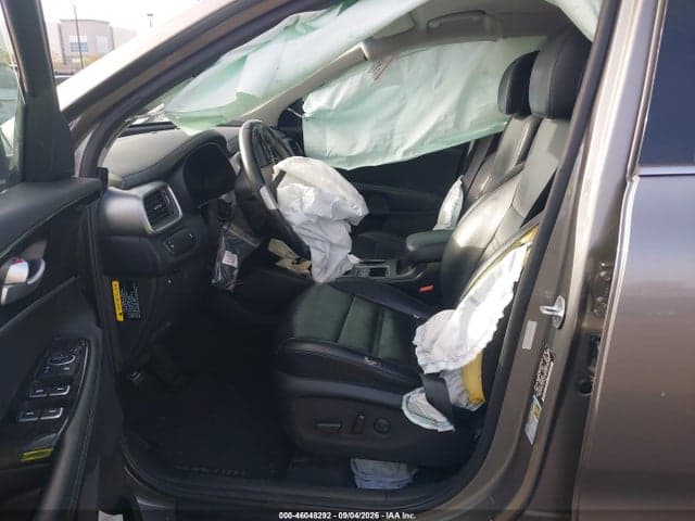 2017 KIA SORENTO 2.4L LX 5