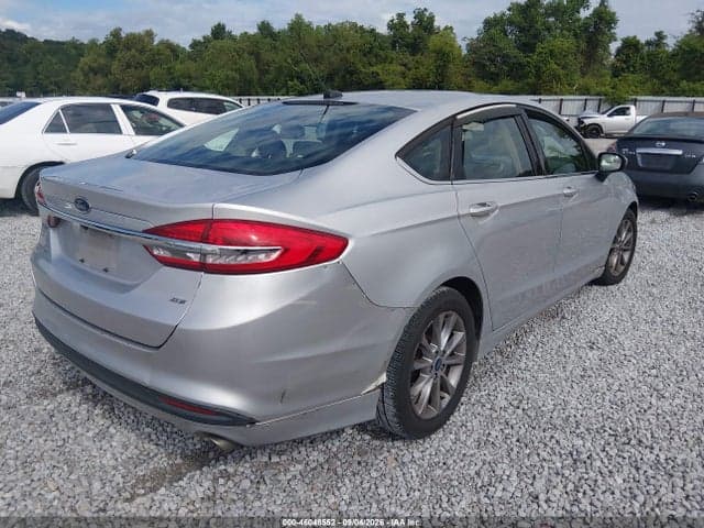 2017 FORD FUSION SE 4