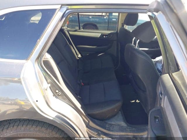 2018 SUBARU OUTBACK 2.5I PREMIUM 8