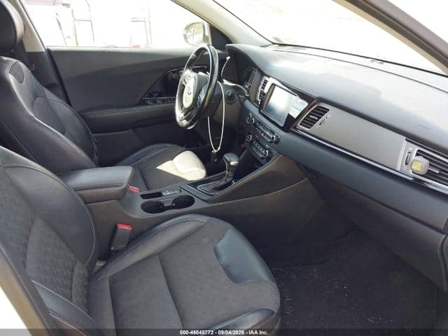 2017 KIA NIRO EX 5