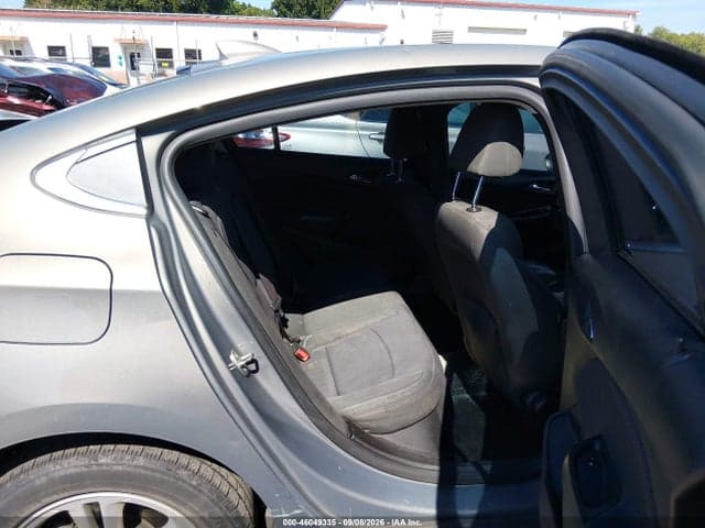 2017 CHEVROLET CRUZE LT AUTO 8