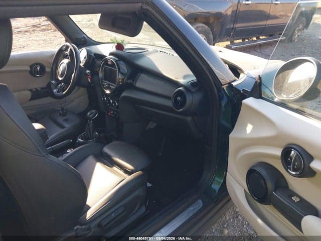2017 MINI CONVERTIBLE COOPER 5