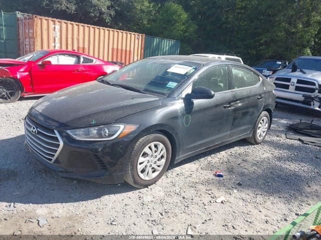 2018 HYUNDAI ELANTRA SE 2