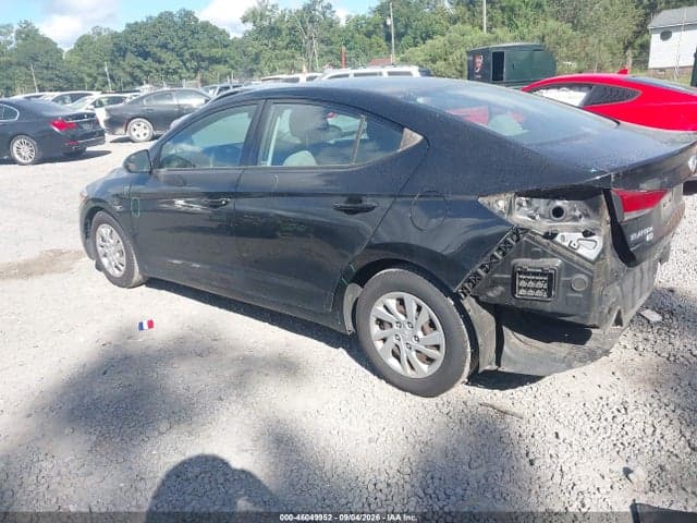 2018 HYUNDAI ELANTRA SE 3