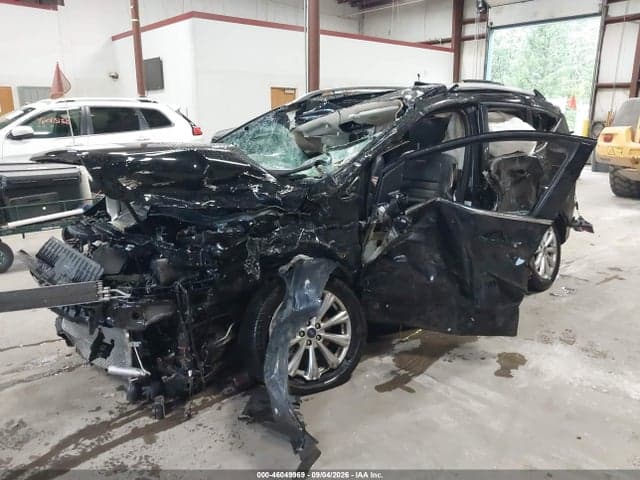 2017 FORD ESCAPE TITANIUM 10